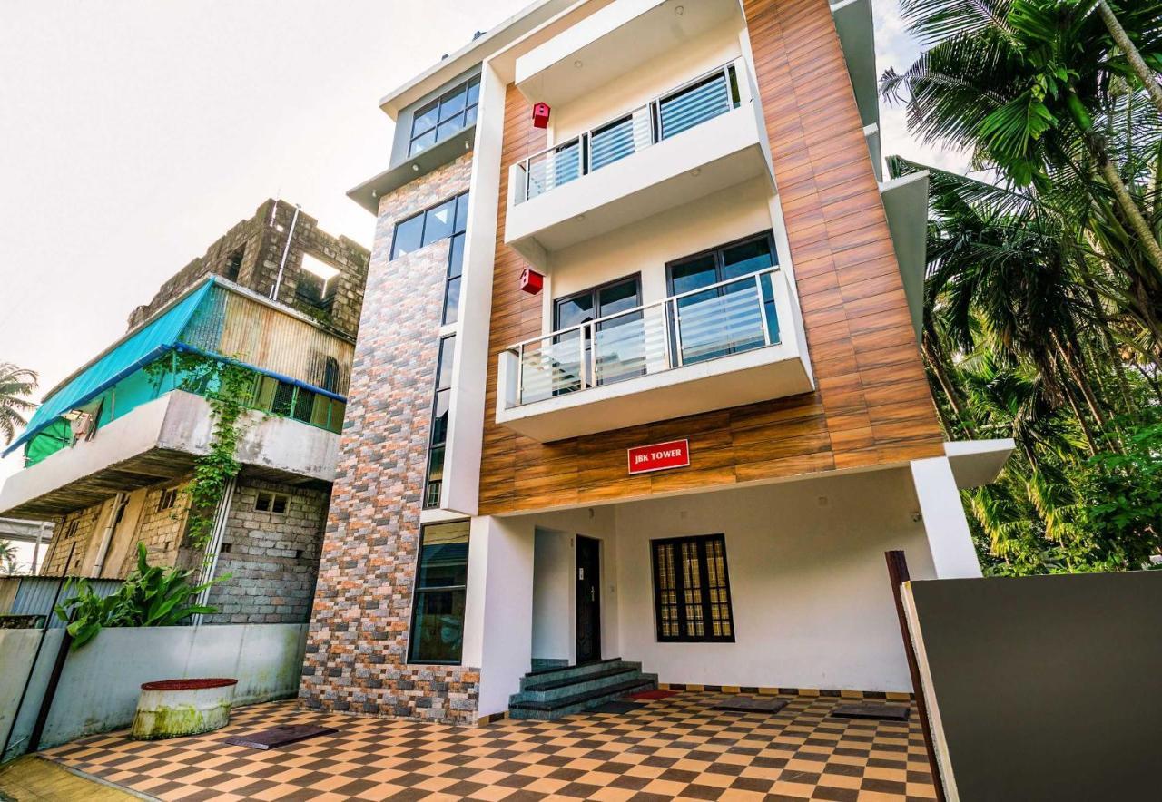 Hotel O Thykoodam Apartments Коччи Экстерьер фото