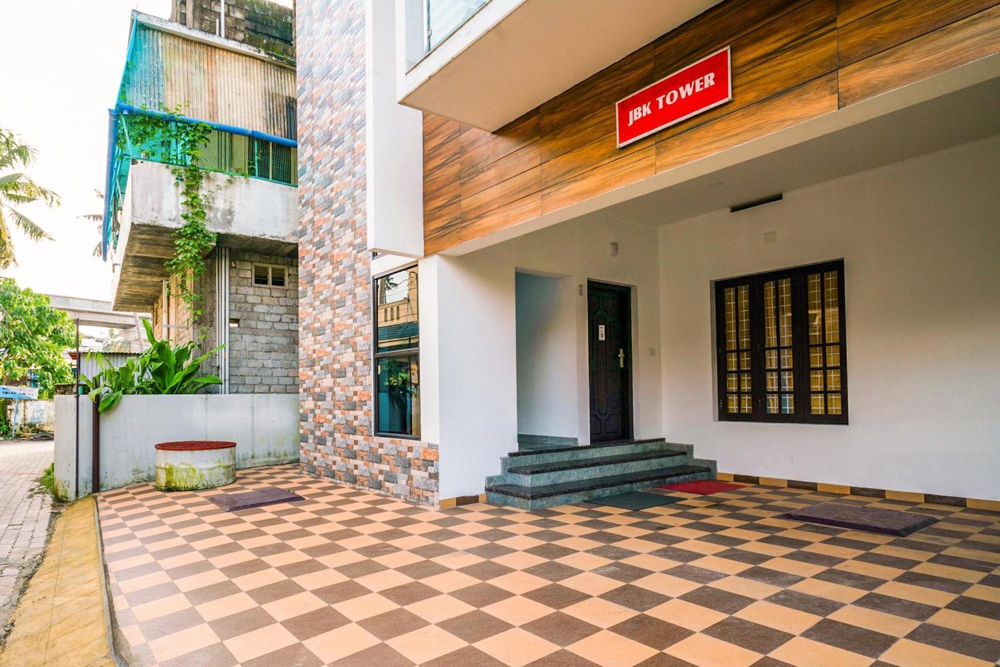 Hotel O Thykoodam Apartments Коччи Экстерьер фото